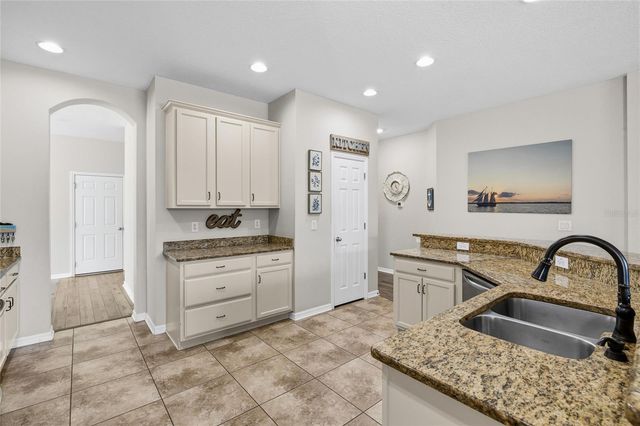 15861 STARLING WATER DRIVE, Lithia, FL 33547