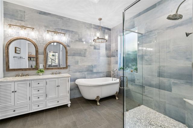 15861 STARLING WATER DRIVE, Lithia, FL 33547