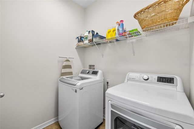 15861 STARLING WATER DRIVE, Lithia, FL 33547