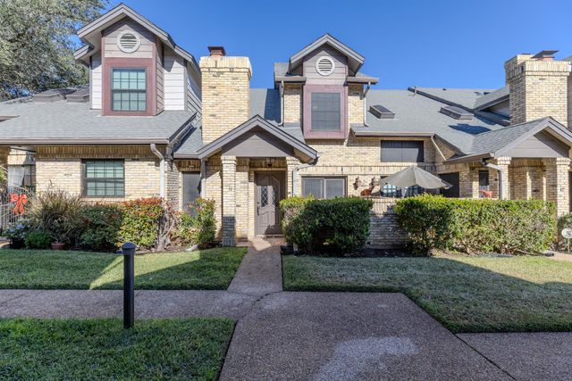 10819 Crown Colony DR 11, Austin, TX 78747