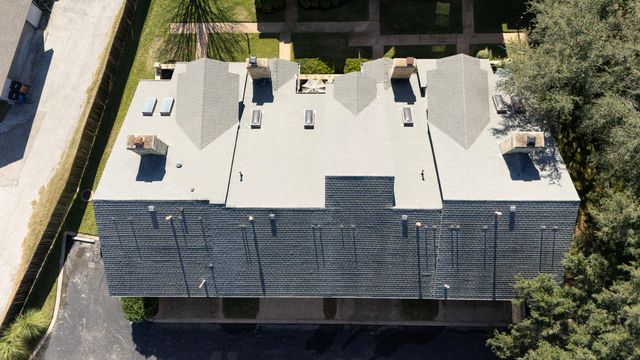 10819 Crown Colony DR 11, Austin, TX 78747