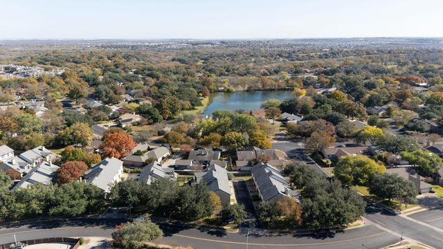 10819 Crown Colony DR 11, Austin, TX 78747