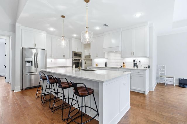 813 Belle Grove Loop, Benton, AR 72019