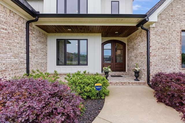 813 Belle Grove Loop, Benton, AR 72019