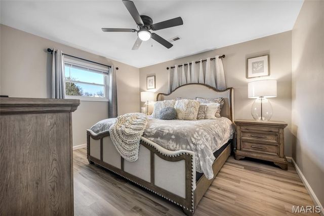 1220 S Point Prairie Road, Wentzville, MO 63385