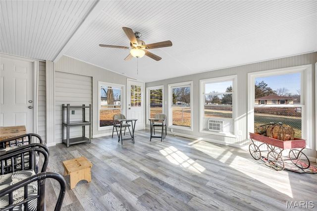 1220 S Point Prairie Road, Wentzville, MO 63385