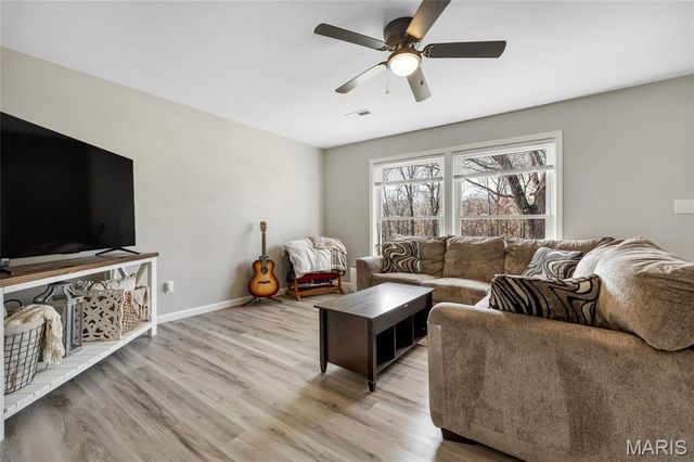 1220 S Point Prairie Road, Wentzville, MO 63385