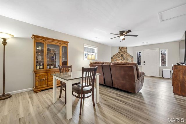 1220 S Point Prairie Road, Wentzville, MO 63385