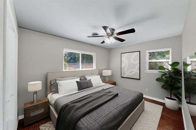 921 Blue Lake Drive, Fort Worth, TX 76103