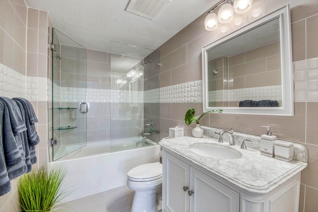 100 NE 6th Street 407, Boynton Beach, FL 33435
