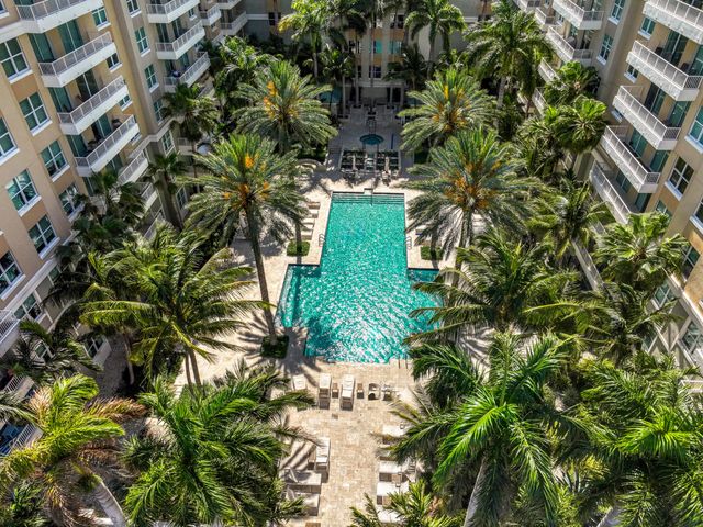 100 NE 6th Street 407, Boynton Beach, FL 33435