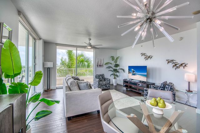 100 NE 6th Street 407, Boynton Beach, FL 33435