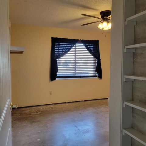 504 Riverview Drive, Noble, OK 73068