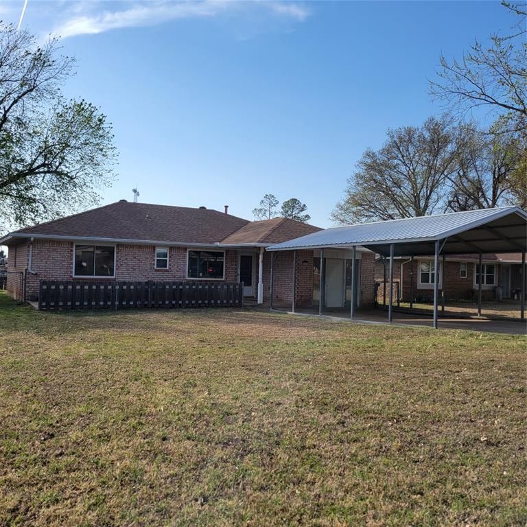 504 Riverview Drive, Noble, OK 73068