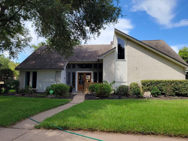 12403 Tottenham Drive, Houston, TX 77031