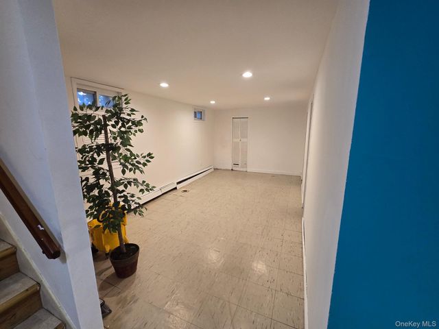 1095 Pinebrook Court, West Hempstead, NY 11552