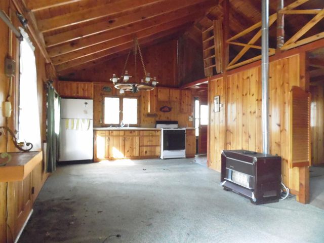 1741 S Whitney Road, Beaverton, MI 48612