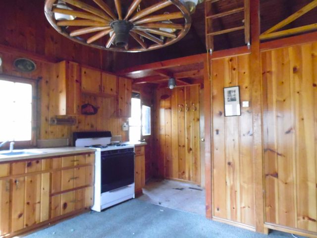 1741 S Whitney Road, Beaverton, MI 48612