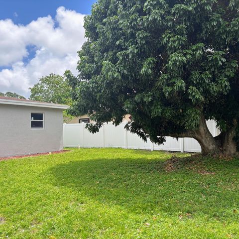 1064 Carolina Avenue, Fort Lauderdale, FL 33312