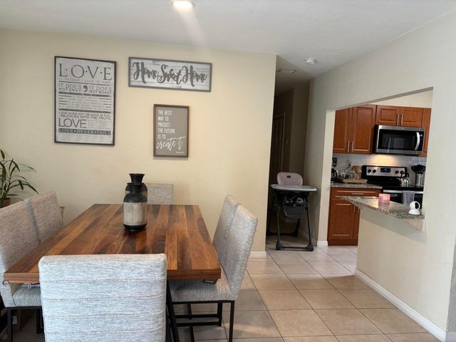 1064 Carolina Avenue, Fort Lauderdale, FL 33312