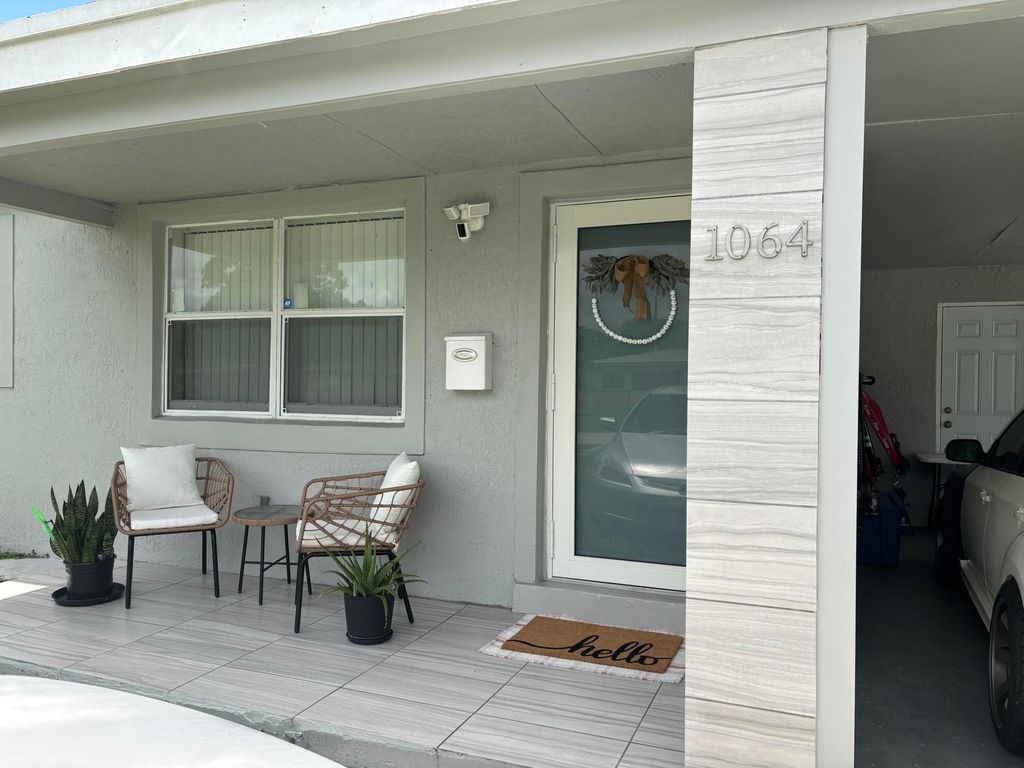 1064 Carolina Avenue, Fort Lauderdale, FL 33312