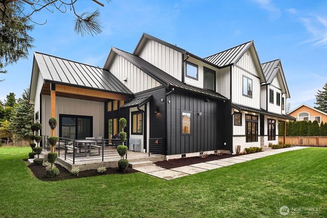 16902 141st Place NE, Woodinville, WA 98072