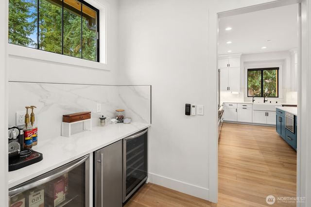 16902 141st Place NE, Woodinville, WA 98072