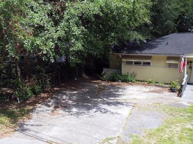 5017 Oakdale Road SE, Smyrna, GA 30080