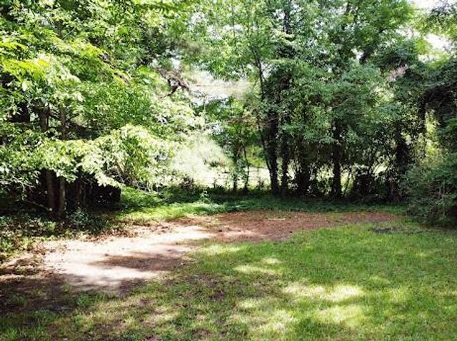 5017 Oakdale Road SE, Smyrna, GA 30080