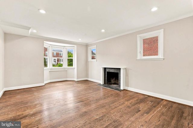 1518 LOCHWOOD RD, Baltimore, MD 21218