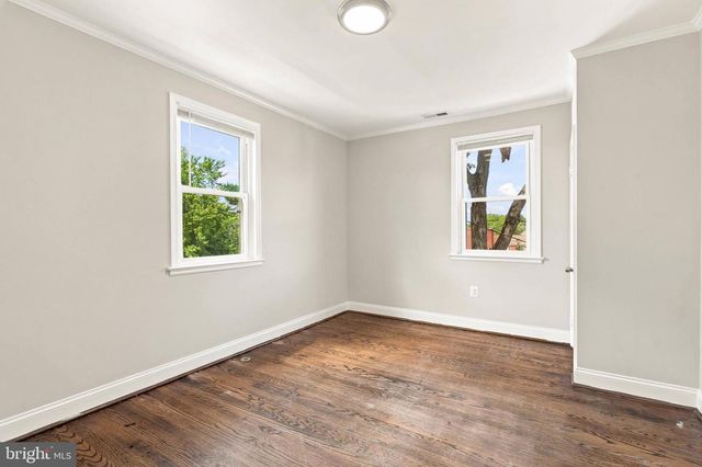 1518 LOCHWOOD RD, Baltimore, MD 21218