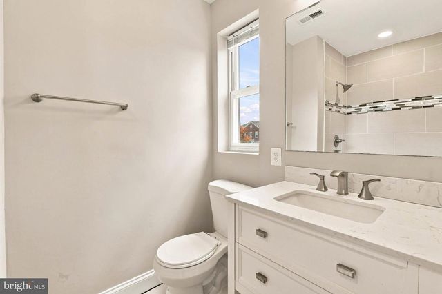 1518 LOCHWOOD RD, Baltimore, MD 21218