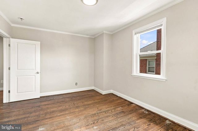 1518 LOCHWOOD RD, Baltimore, MD 21218
