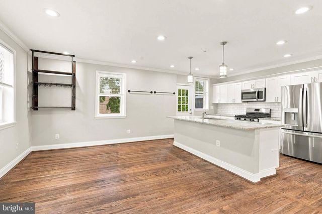 1518 LOCHWOOD RD, Baltimore, MD 21218
