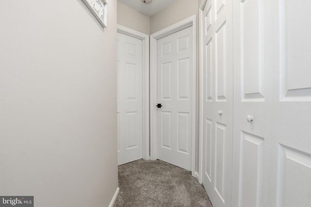 15 CREEKVIEW DR, Middletown, PA 17057