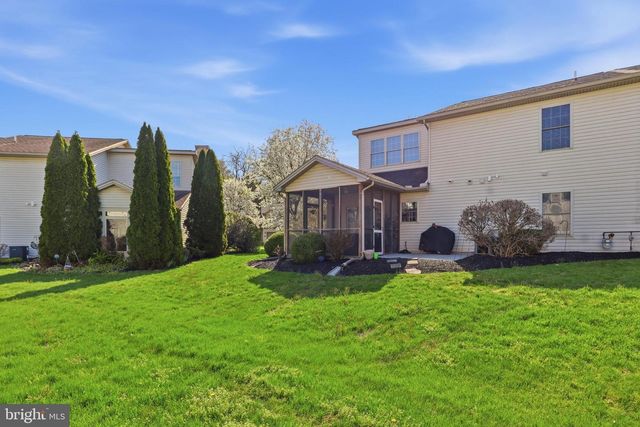 15 CREEKVIEW DR, Middletown, PA 17057