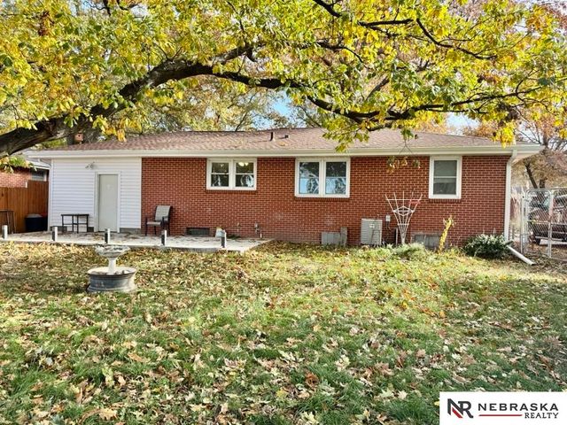 641 N 67th Street, Lincoln, NE 68505