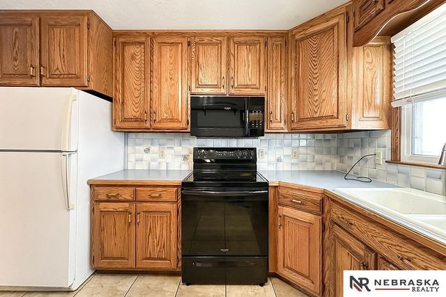 641 N 67th Street, Lincoln, NE 68505