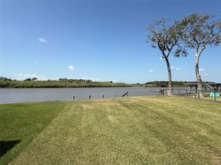 673 County Road 257, Matagorda, TX 77457