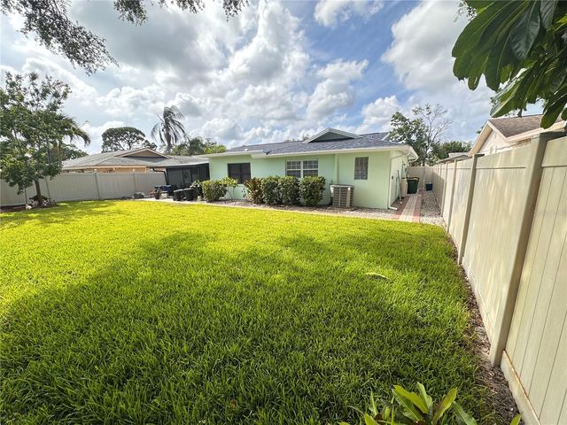 9470 JOEL DRIVE, Seminole, FL 33777