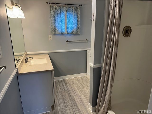 73 Victoria Boulevard, Tonawanda, NY 14217