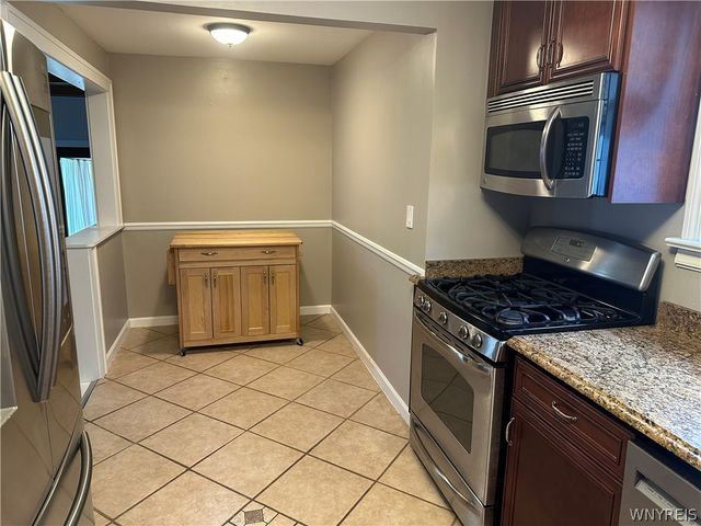 73 Victoria Boulevard, Tonawanda, NY 14217