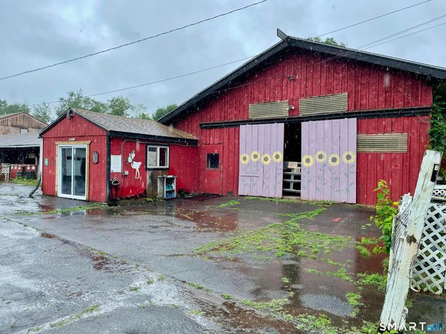 995 North Farms Road, Wallingford, CT 06492
