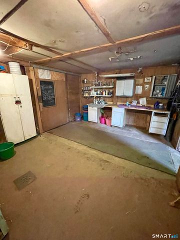 995 North Farms Road, Wallingford, CT 06492