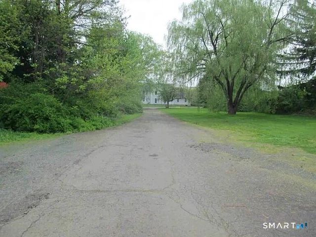 995 North Farms Road, Wallingford, CT 06492