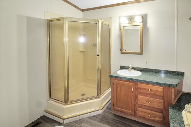 7175 Ozga Street, Romulus, MI 48174