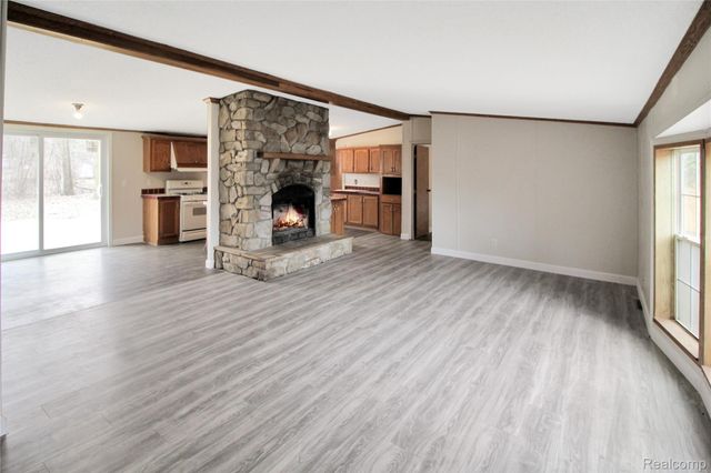 7175 Ozga Street, Romulus, MI 48174