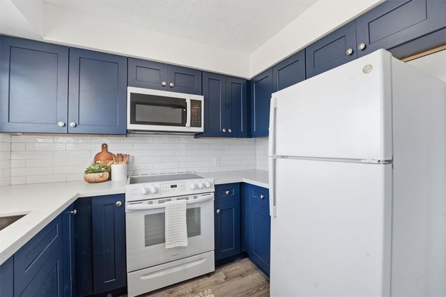 22101 Pecos Drive, Galveston, TX 77554
