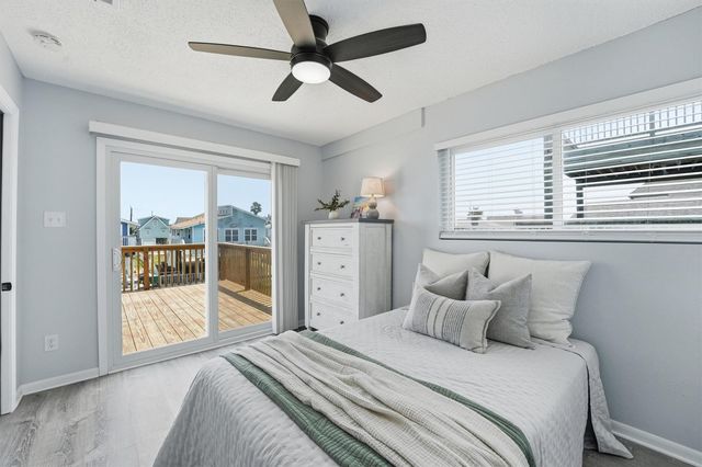 22101 Pecos Drive, Galveston, TX 77554