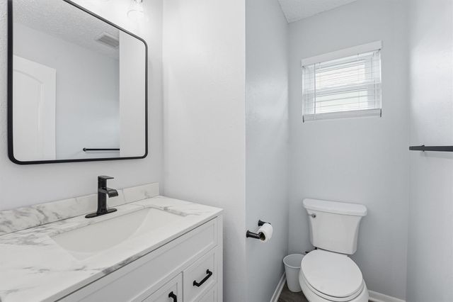 22101 Pecos Drive, Galveston, TX 77554